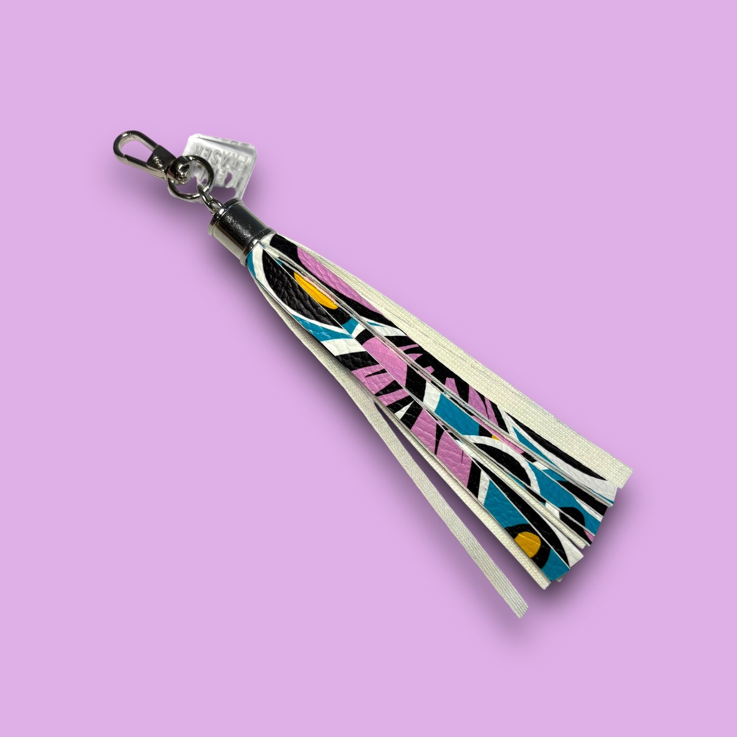 Clip Tassel Daisies Silver