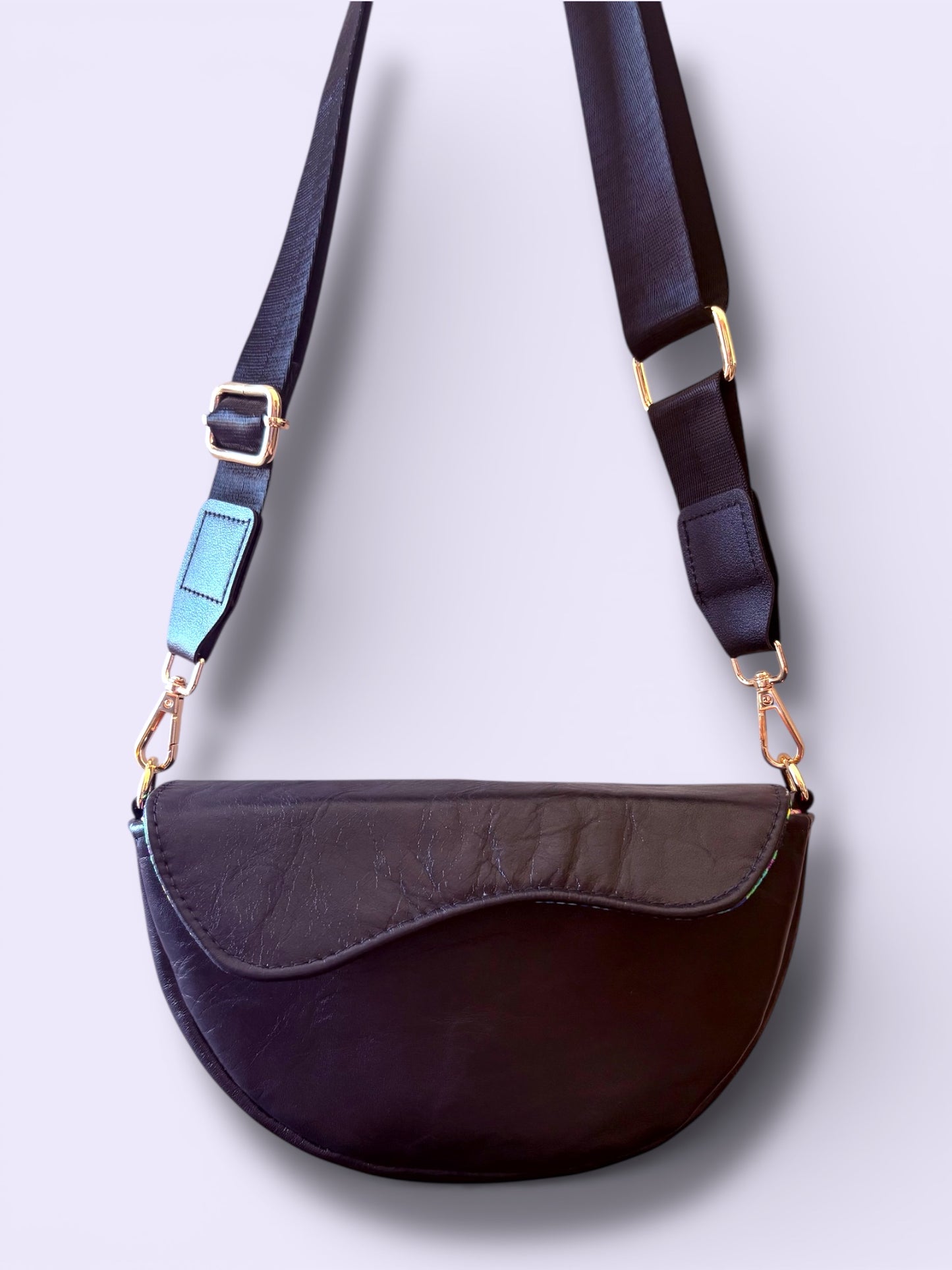 RAFFLE - Leather MoonWave Bag