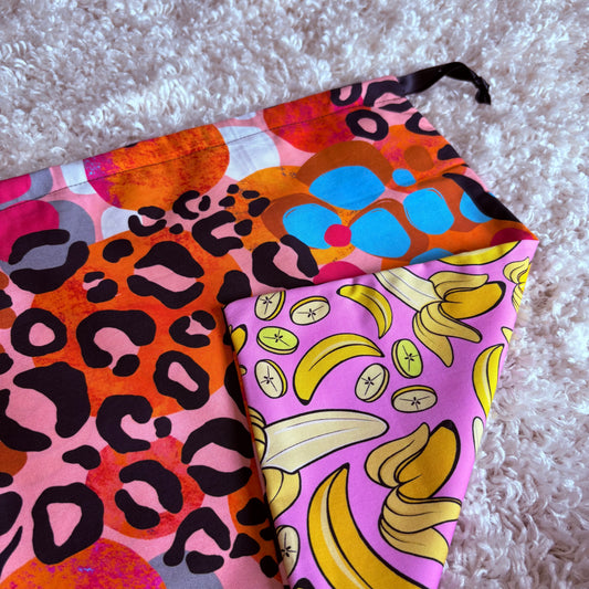 Medium Drawstring Bag - Savannah/Pink Bananas