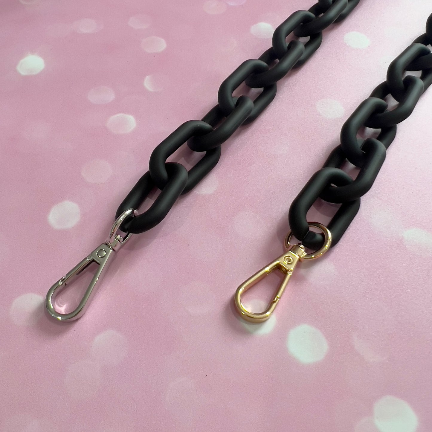 MATTE BLACK Chunky Chain Strap